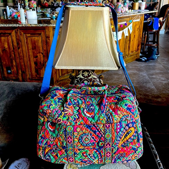 Vera Bradley Grand Tote. Retired pattern - Picture 1 of 8